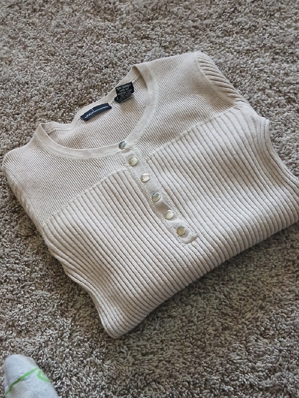 Moda Intl Women's Cream Ribbed Henley Knit Sweater Size S
